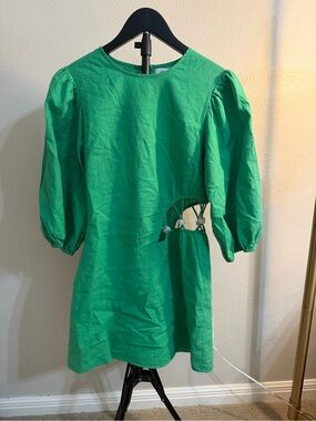 SUBOO Green Cutout Puff-Sleeve Dress